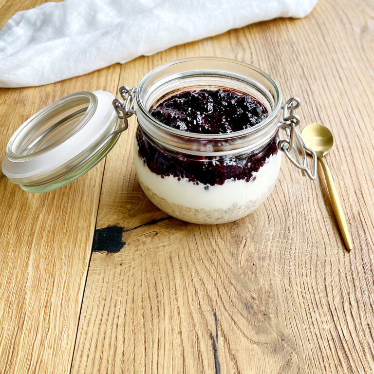 Blaubeer-Joghurt-Schichtfrühstück