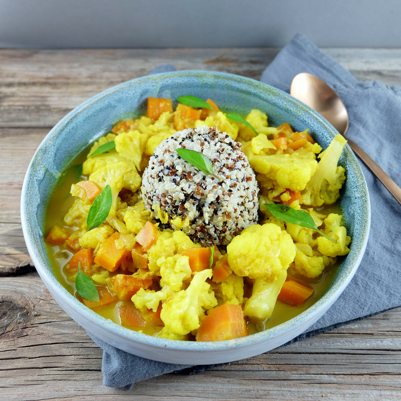 Blumenkohl-Curry mit Quinoa - HistaFit