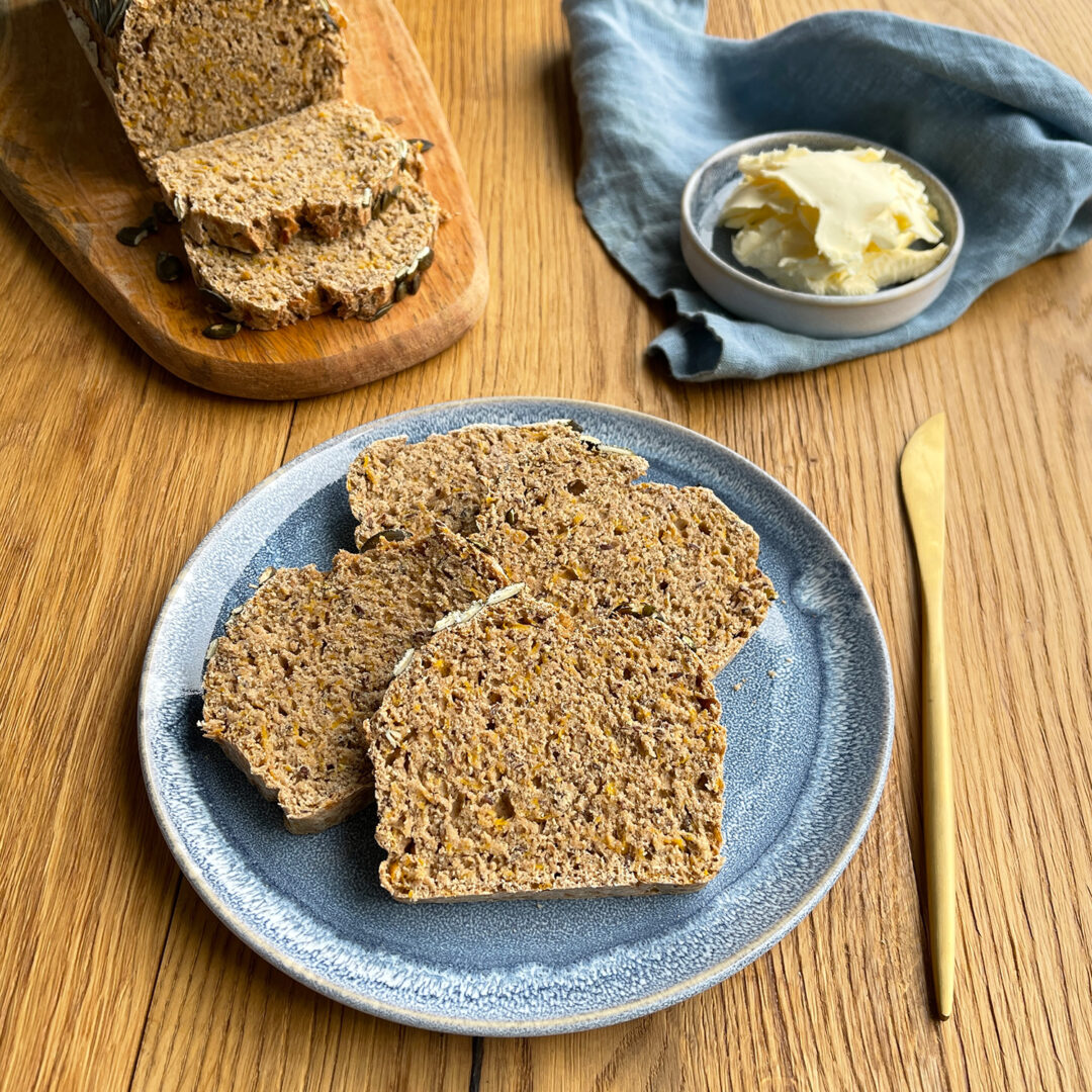 Dinkel Haferbrot mit Kürbis - HistaFit