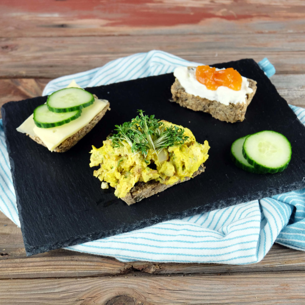 Glutenfreies Power-Brot mit Zucchini-Rührei - HistaFit