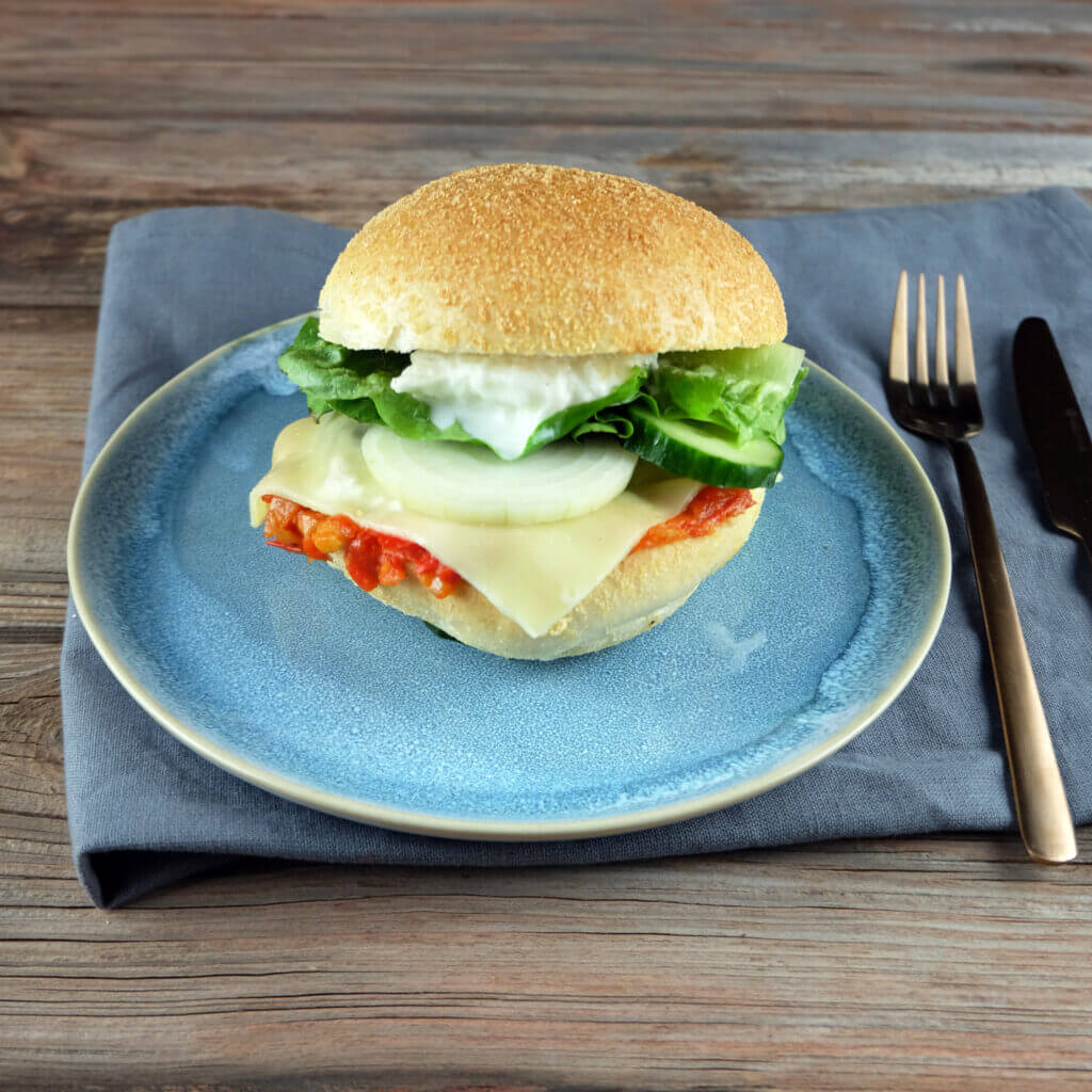 Vegetarischer Cheeseburger mit Paprikasoße - HistaFit